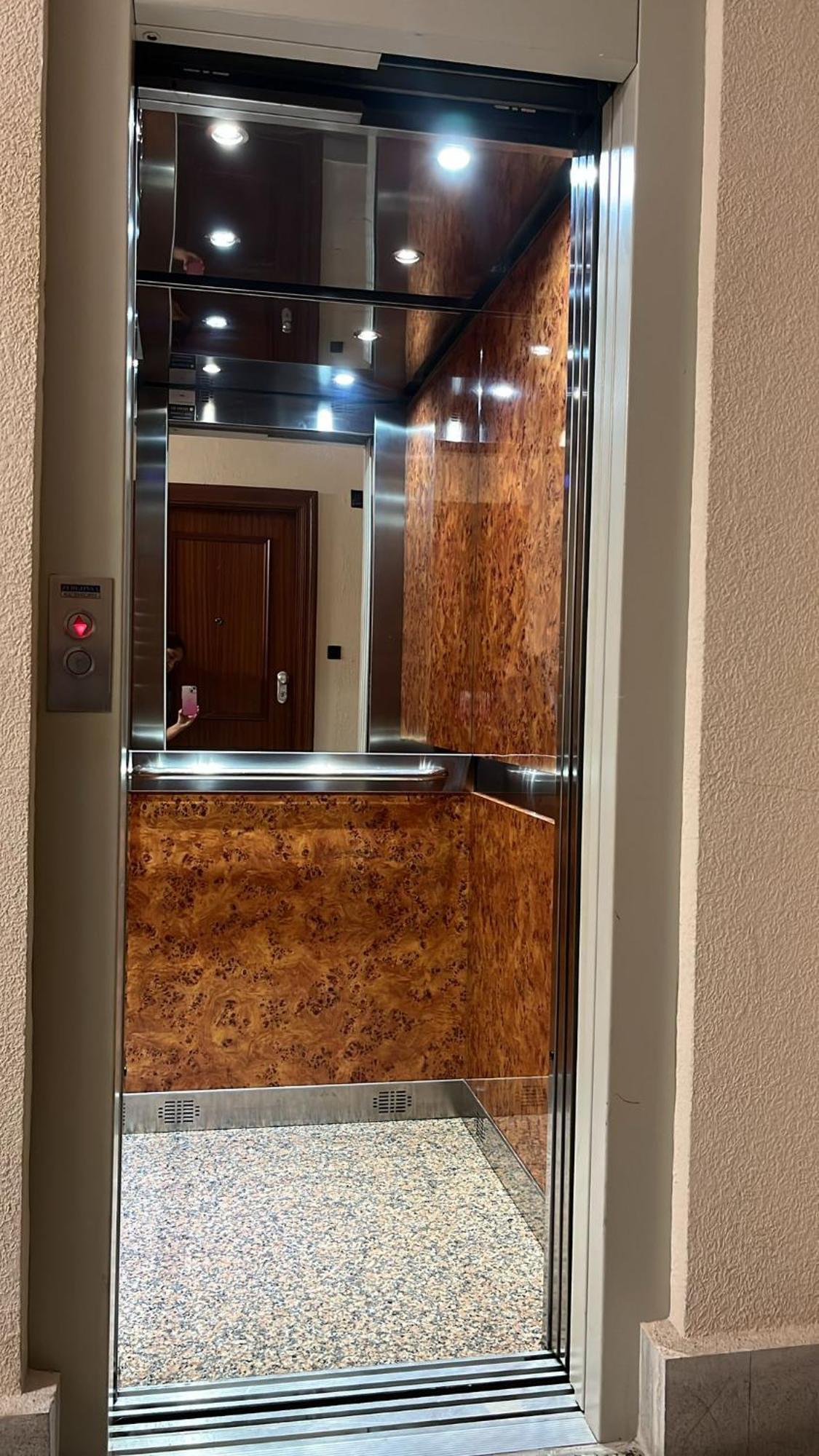 Apartamento Con Vistas Santander Luaran gambar